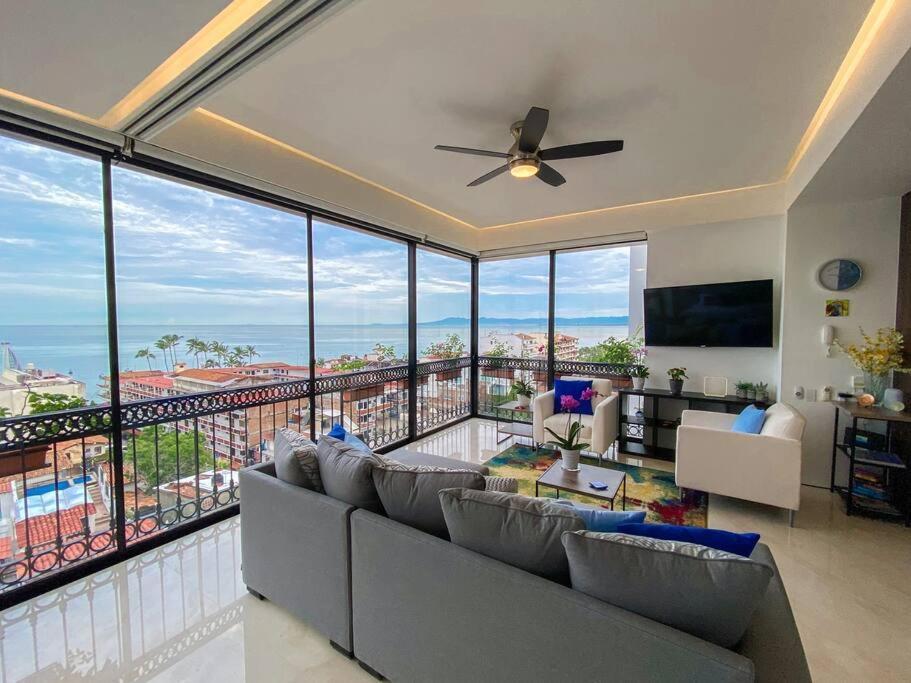 Luxury Oceanview Modern Condo ปูแอร์โตบาญาร์ตา ภายนอก รูปภาพ