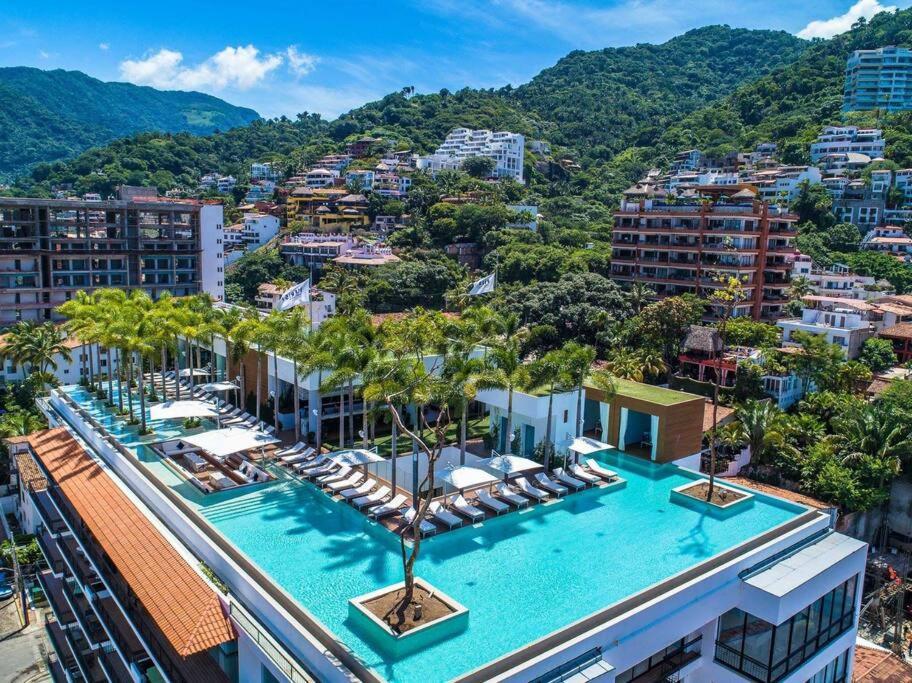 Luxury Oceanview Modern Condo ปูแอร์โตบาญาร์ตา ภายนอก รูปภาพ
